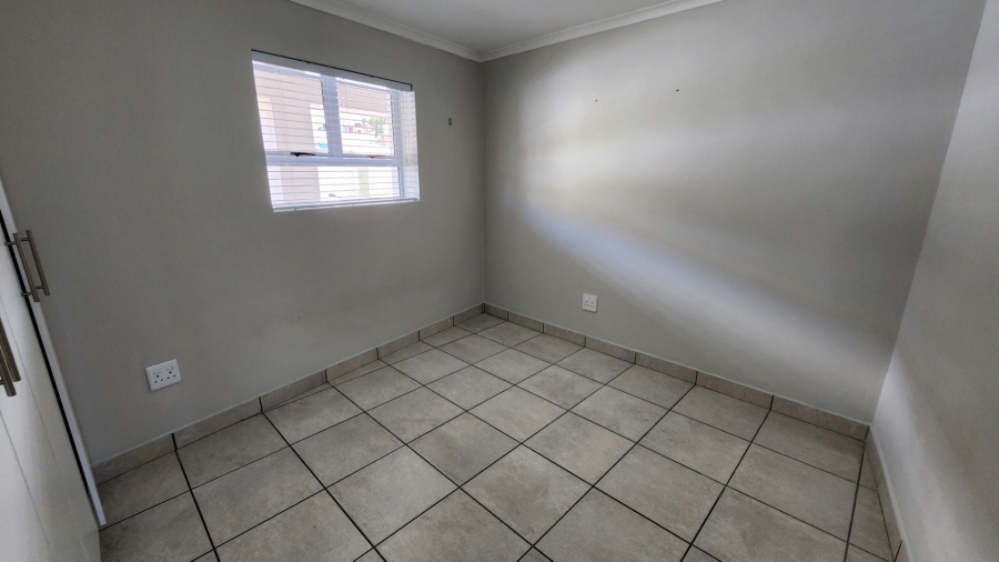 2 Bedroom Property for Sale in Island View Western Cape